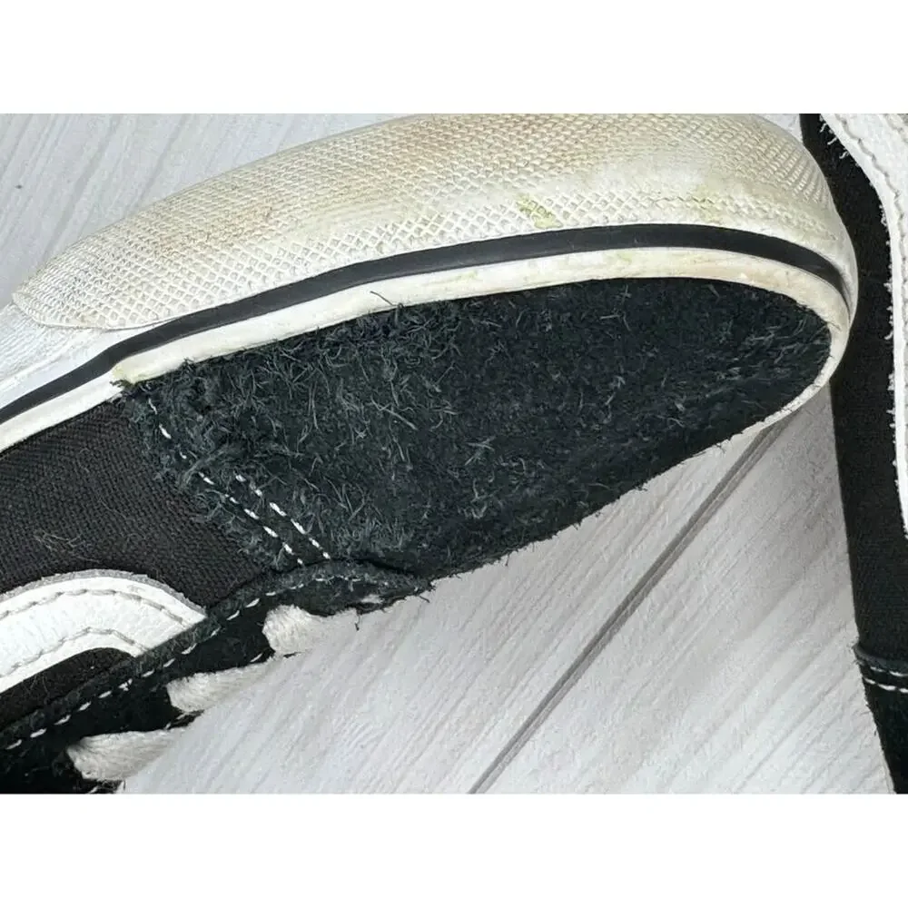 Vans Ward Low-Top Sneakers Black White Canvas Skate Shoes Casual Everyday 3Y‎